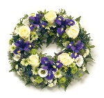 Wreath Blue & Cream